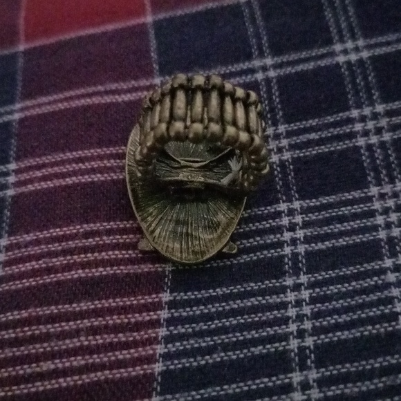 Ring - Picture 5 of 6